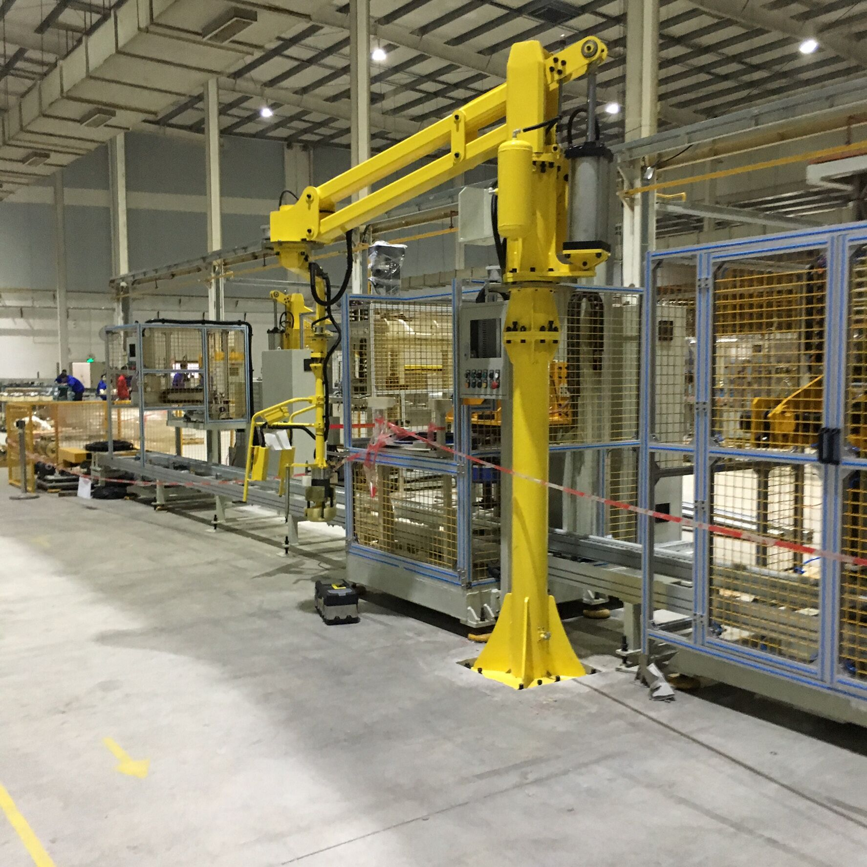 Guangzhou Zhuofeng provides 2 sets of power manipulators for Delta Group